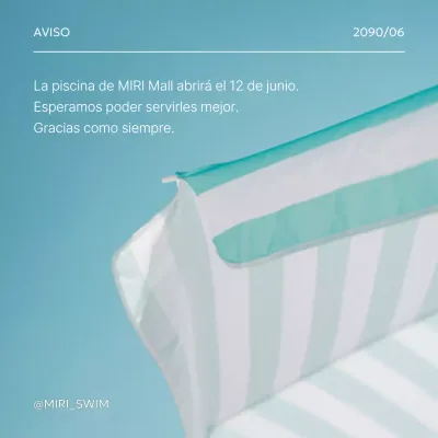 Moderna sombrilla de verano en azul claro y blanco Open post