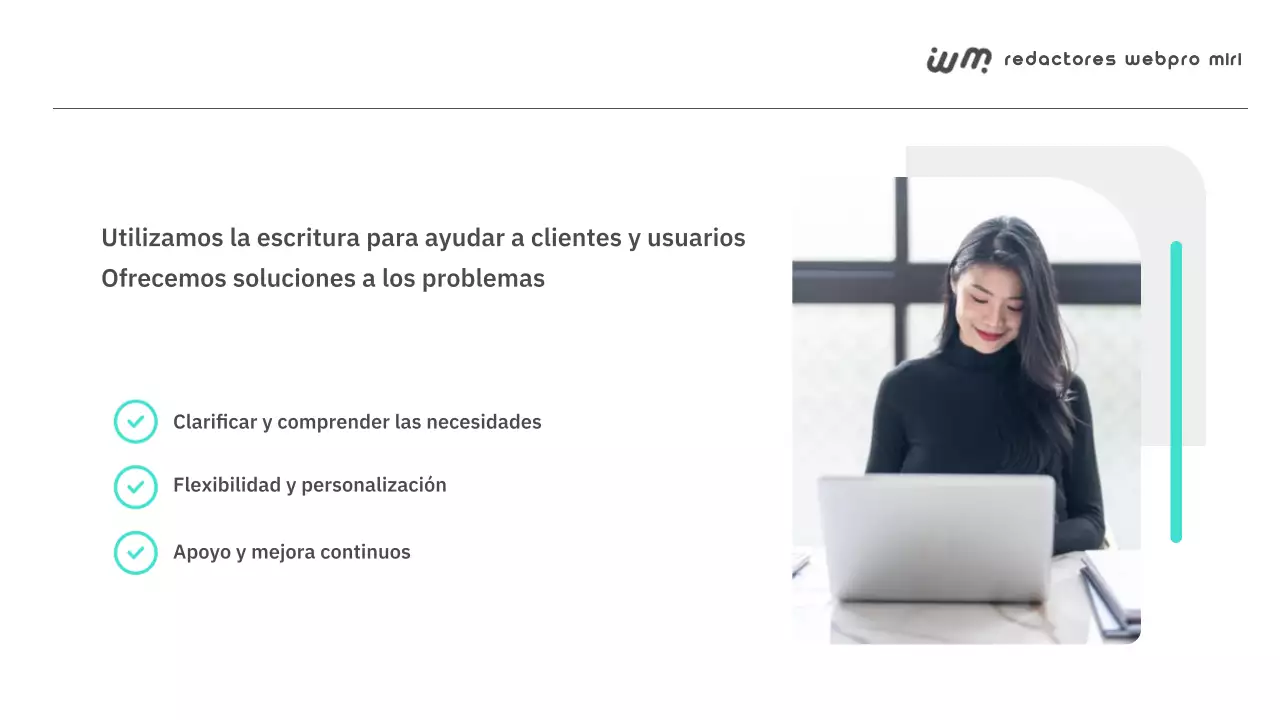 Una sencilla cartera de escritor autónomo en blanco