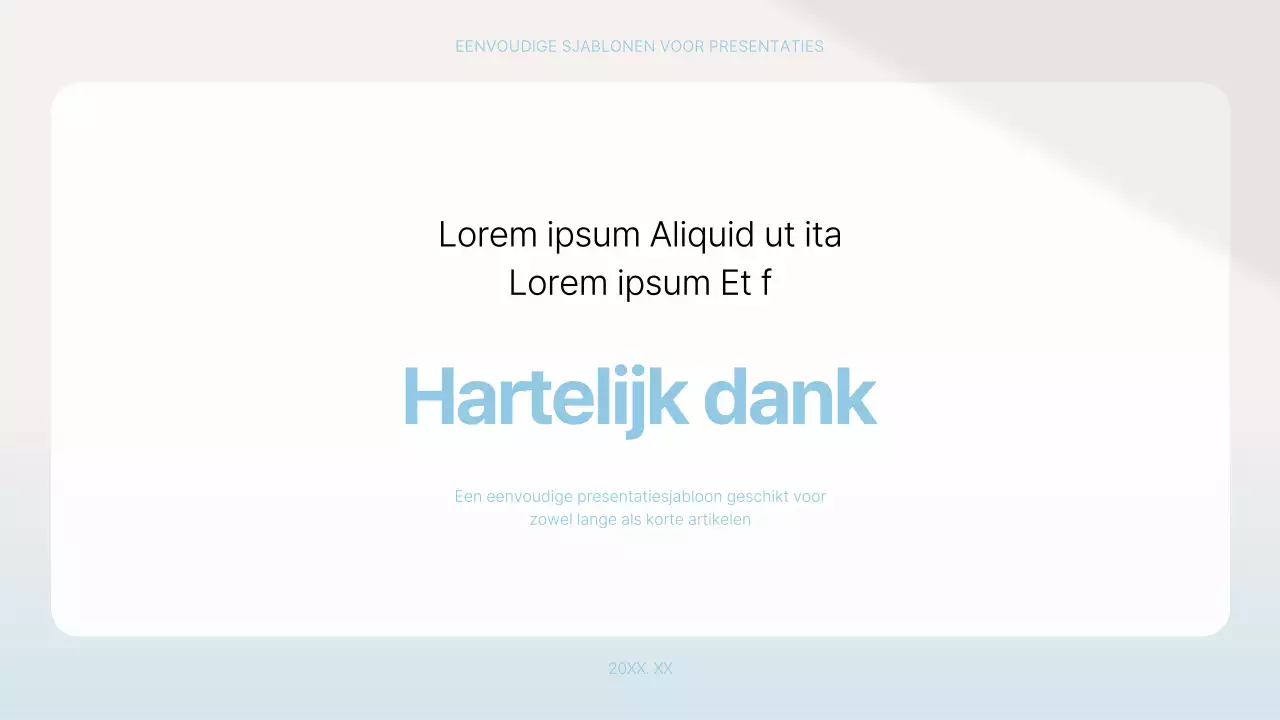 Eenvoudig presentatievoorstel in lichtblauw en wit