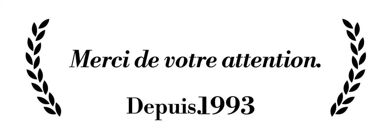 Une note de remerciement élégante avec des lauriers et des polices à empattement