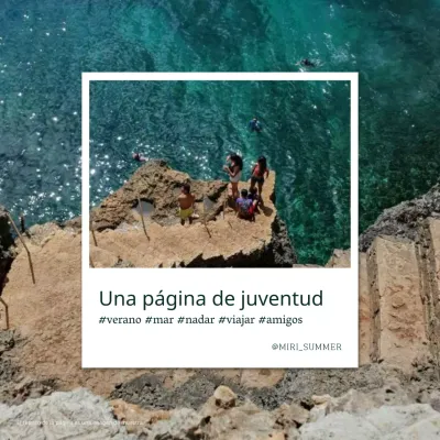 Álbum minimalista de un viaje de verano en el mar, en azul y blanco
