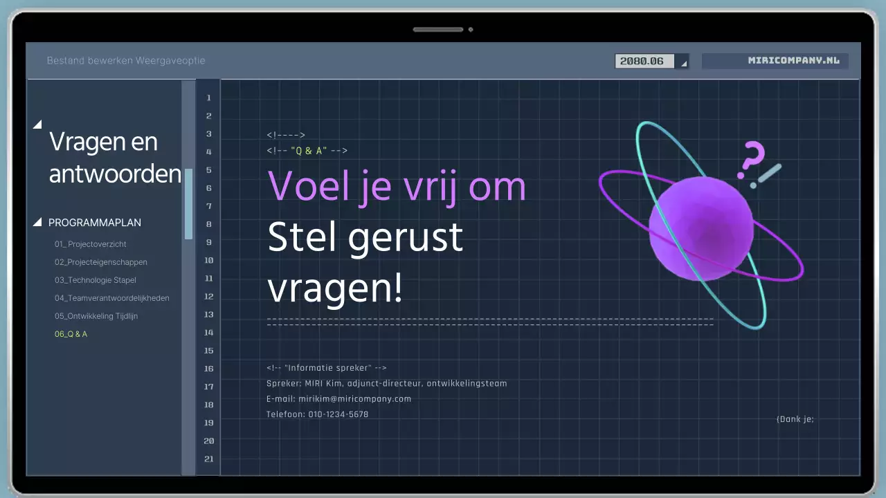 Prospectus coderingsprogramma voor ontwikkelaars in cyberstijl in marineblauw en geel