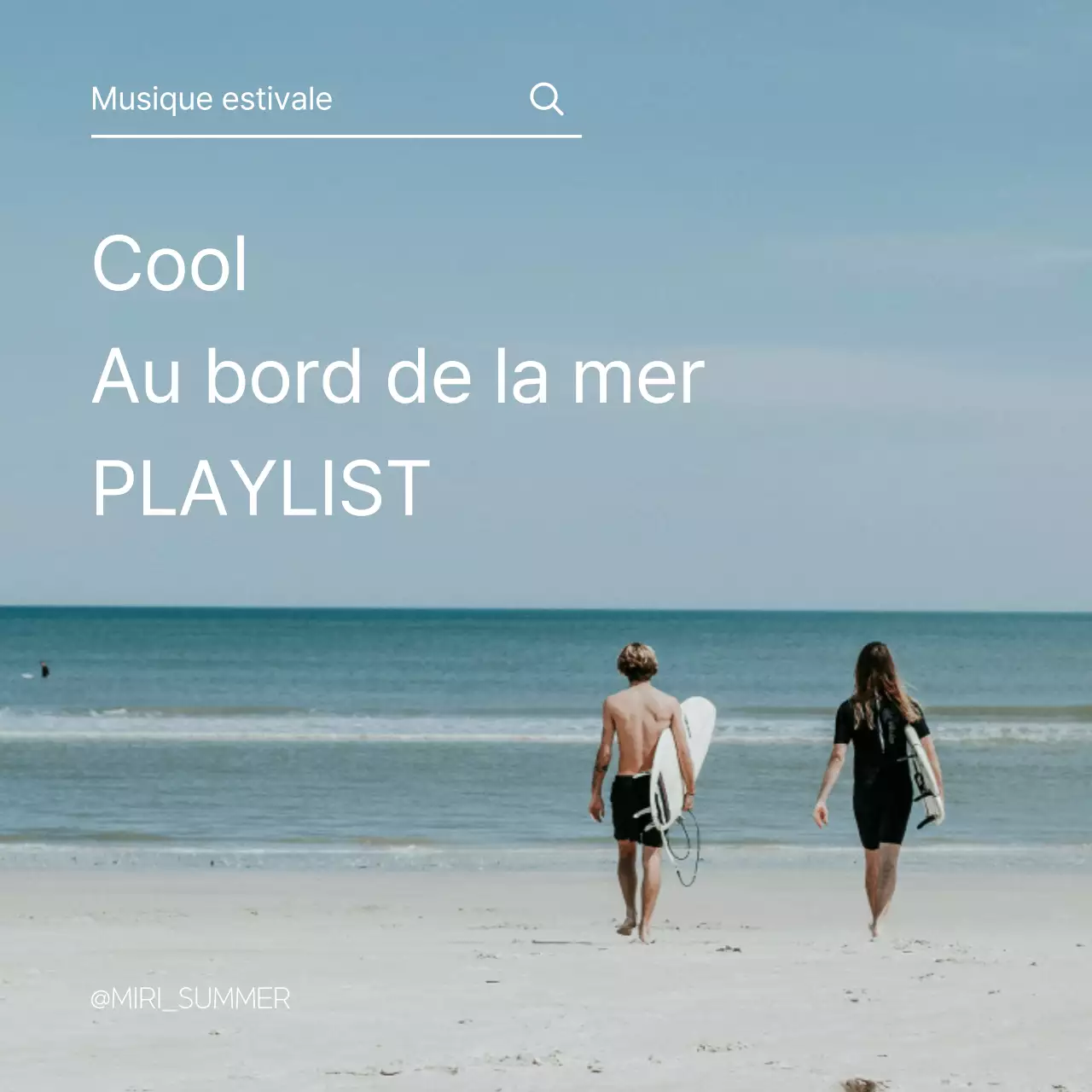 Poste de musique moderne d'été pour l'océan et la plage en bleu clair et blanc
