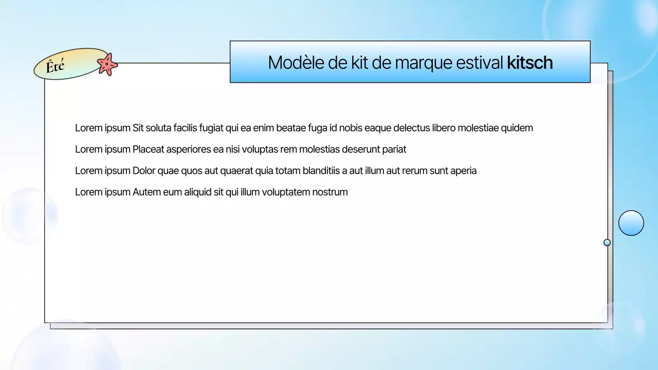 Un slip de marque kitsch en bleu pour l'été