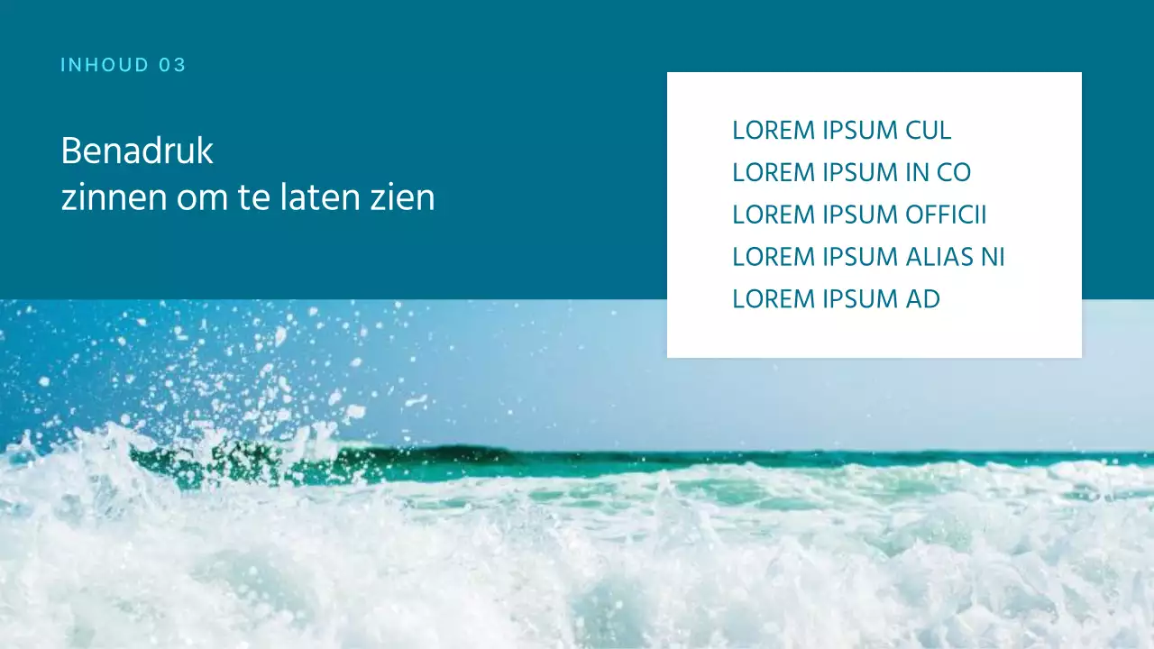 Eenvoudige zomerse achtergrondpresentatie in mint en wit