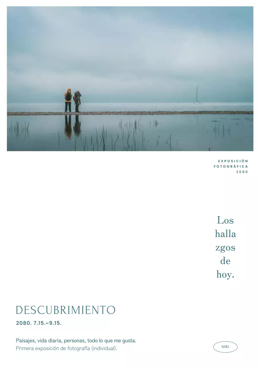 Publicidad de exposición sencilla de color azul claro.