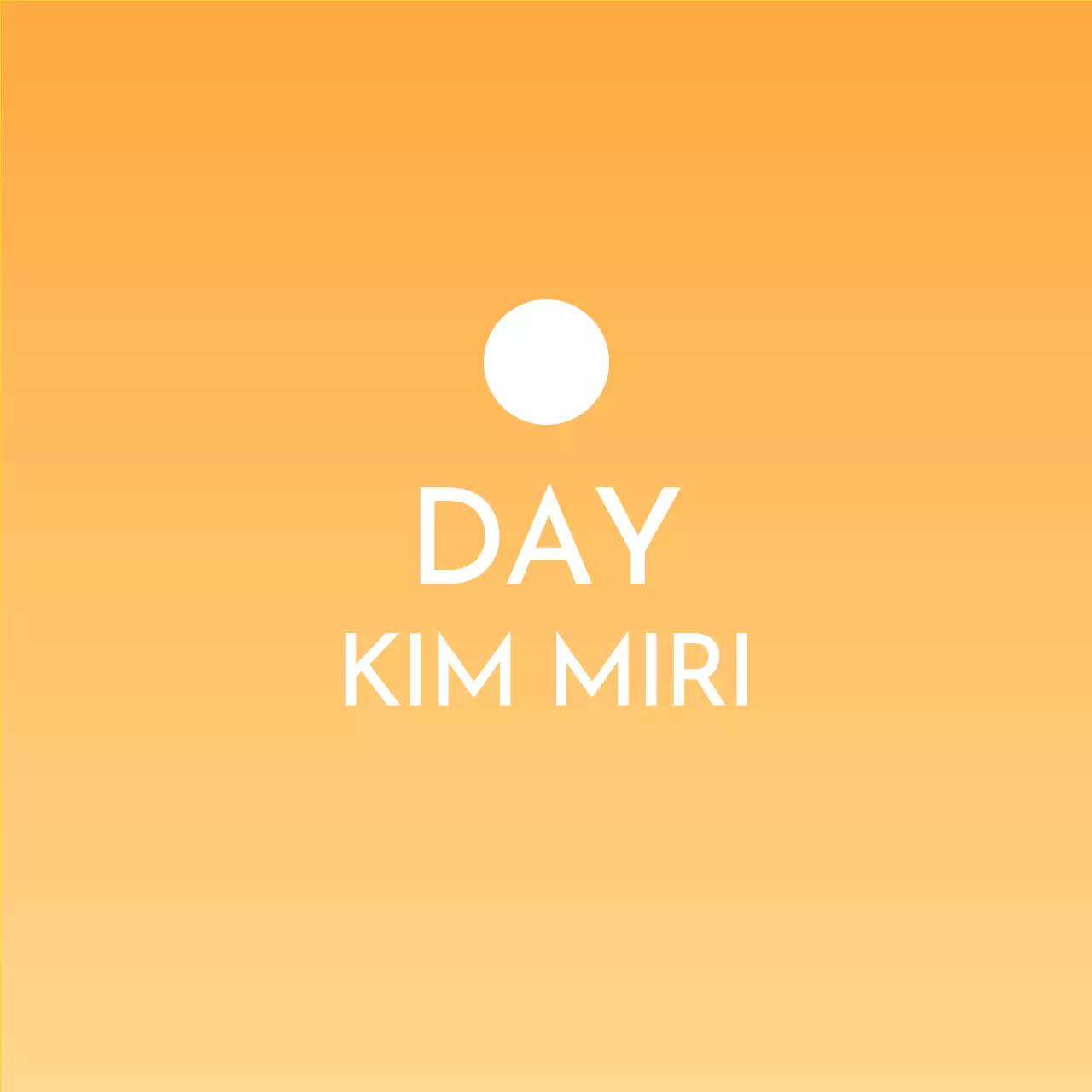 해와 달이 떠있는 그라데이션이 인상적인 깔끔한 디자인