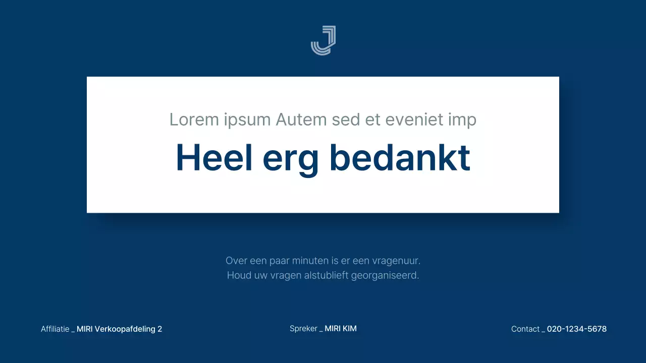 Eenvoudig bedrijfsinkomsten- en prestatierapport in blauw en wit