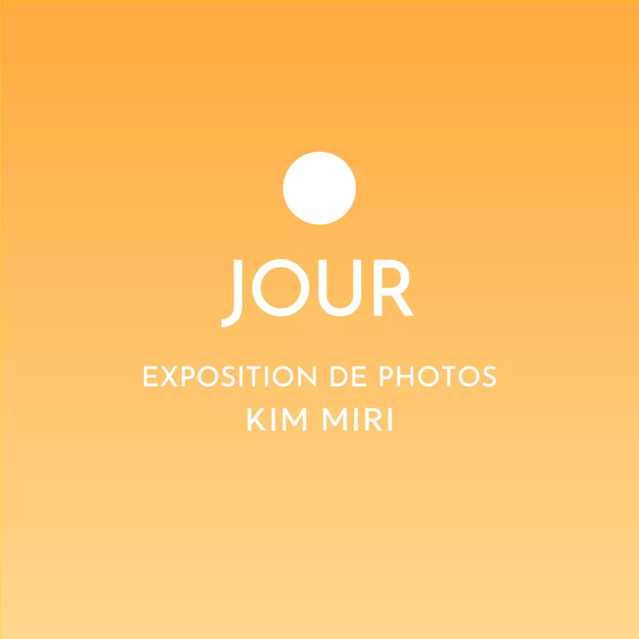 Design épuré avec des dégradés flottants de soleil et de lune