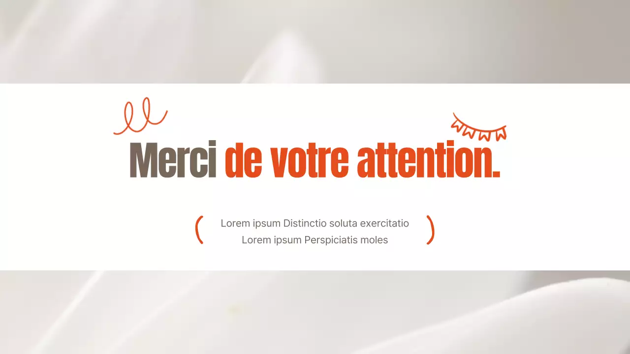 Fleurs d'été orange et ivoire expliquées