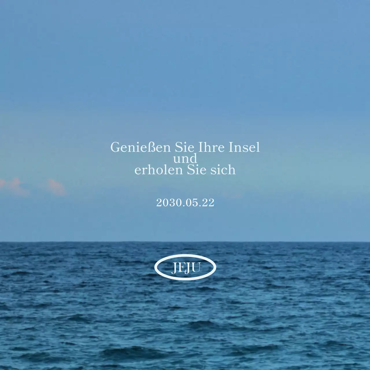 Entwerfen Sie ein emotionales Texttourismusprodukt mit einem beruhigenden, emotionalen Meeresfoto als Hintergrund