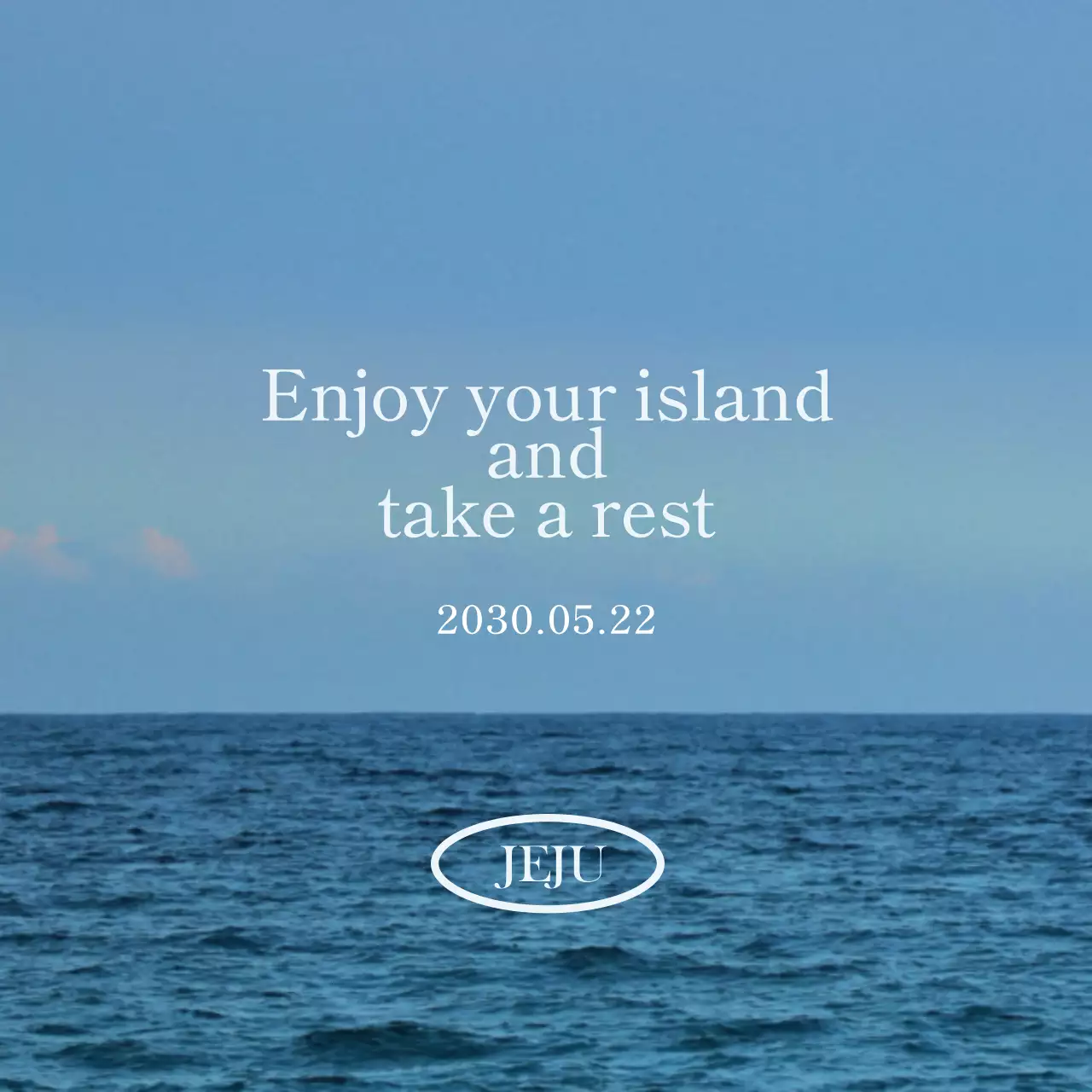 Merancang produk wisata teks yang emosional dengan latar belakang foto laut yang menenangkan dan emosional