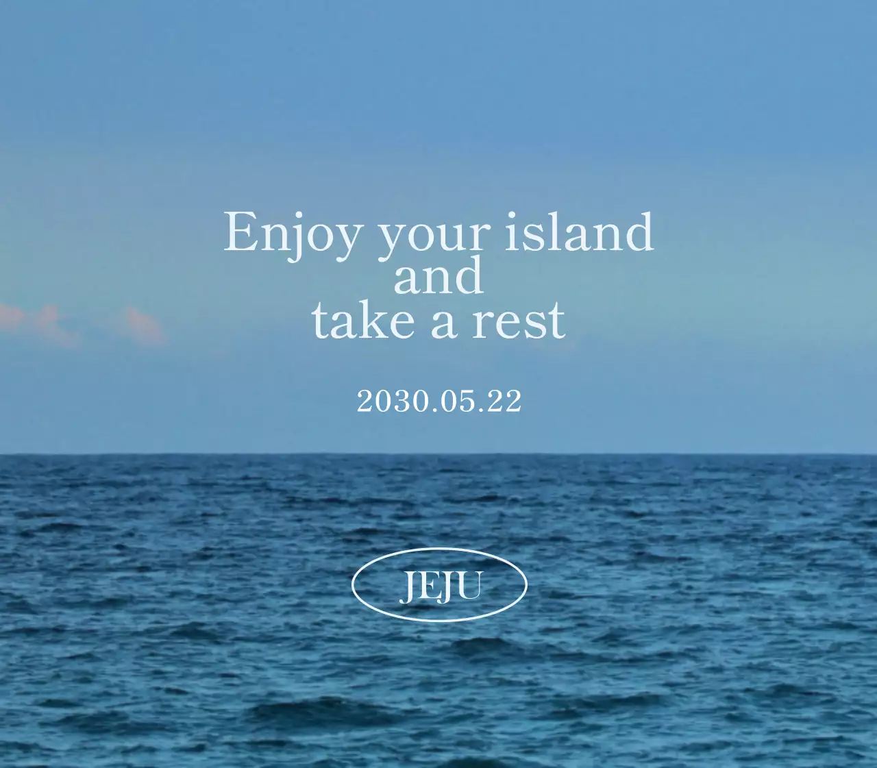 Merancang produk wisata teks yang emosional dengan latar belakang foto laut yang menenangkan dan emosional