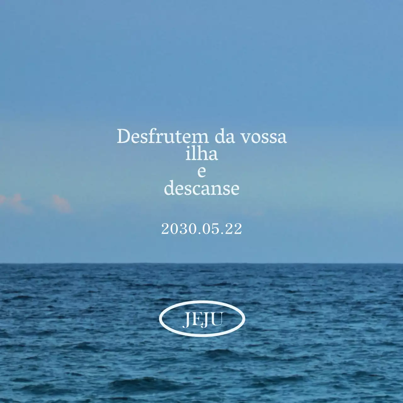 Conceber um produto turístico de texto emotivo com uma fotografia do oceano calma e emotiva como pano de fundo