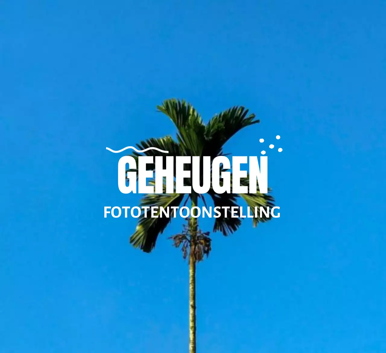 Fototentoonstelling merchandise met emotionele fotografie en beletteringsconcepten