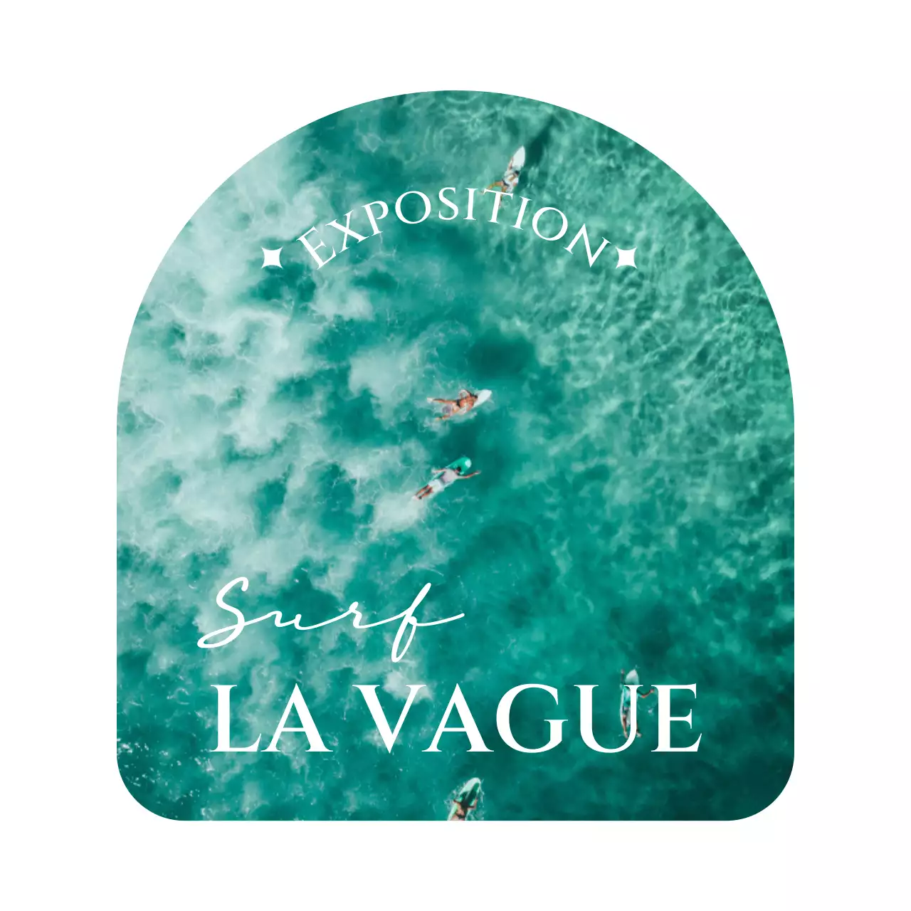 Marchandise d'exposition cool et sentimentale avec des photos de mer et des polices de caractères avec empattement dans un cadre arrondi.