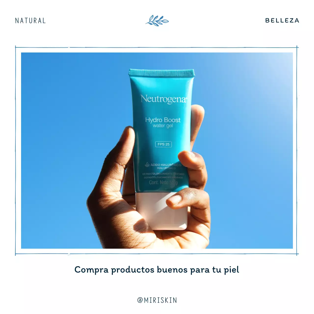 Un post minimalista de cosméticos de belleza veraniegos en azul claro y blanco