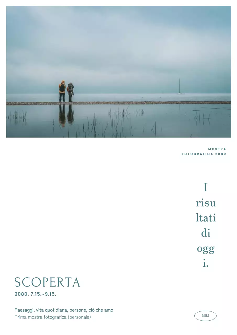 Pubblicità espositiva semplice di colore azzurro.