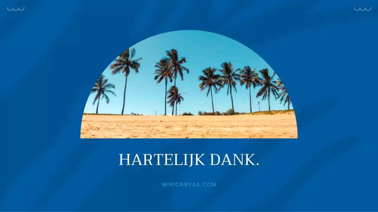 Eenvoudige zomerse achtergrondpresentatie in blauw en ivoor