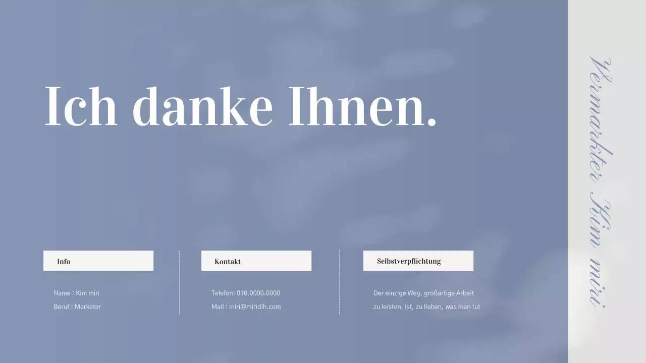 Marineblaue, einfache, professionelle Bewerbungsmappe für Vermarkter