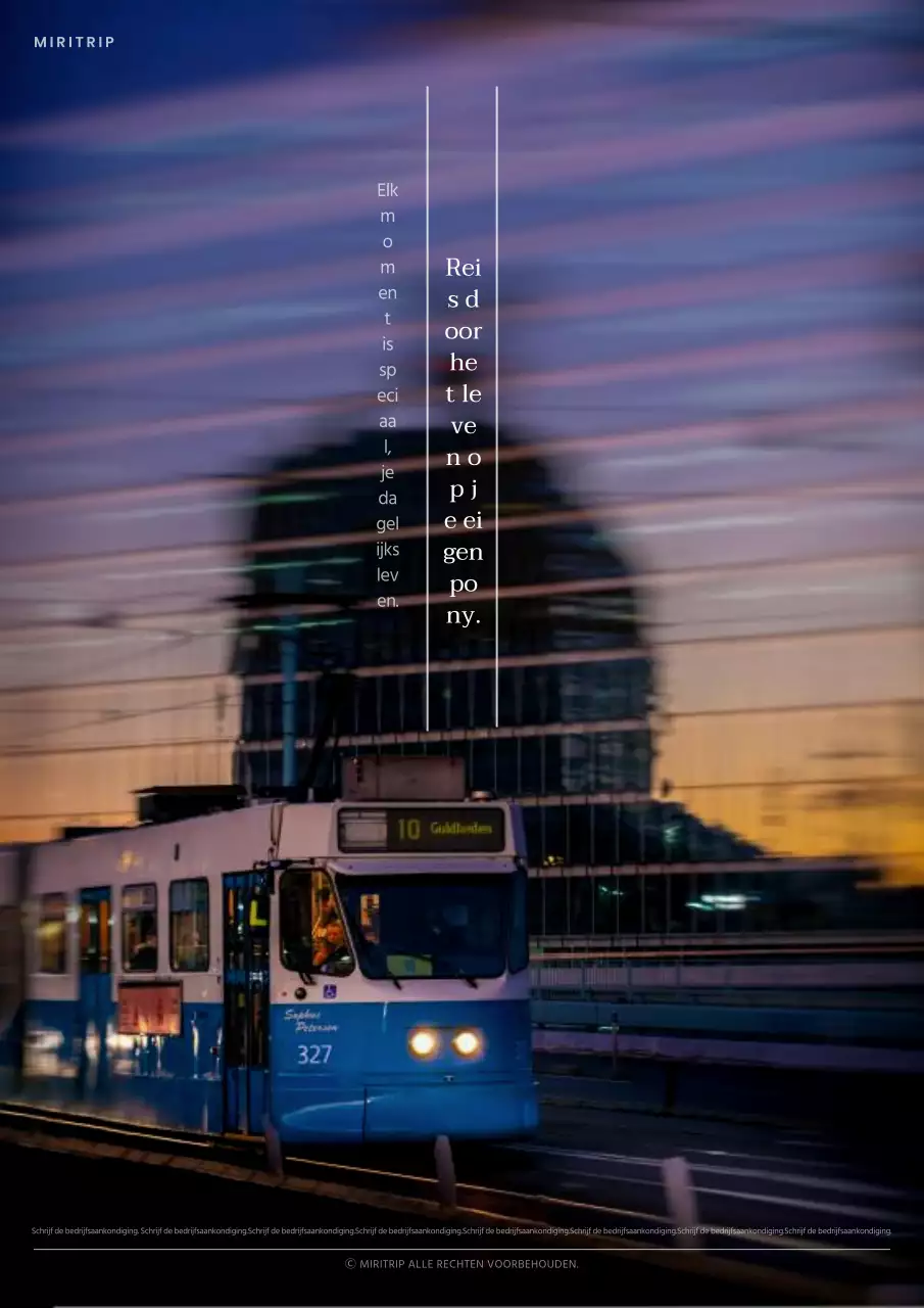 Paarse reisadvertenties met eenvoudige gevoeligheid.