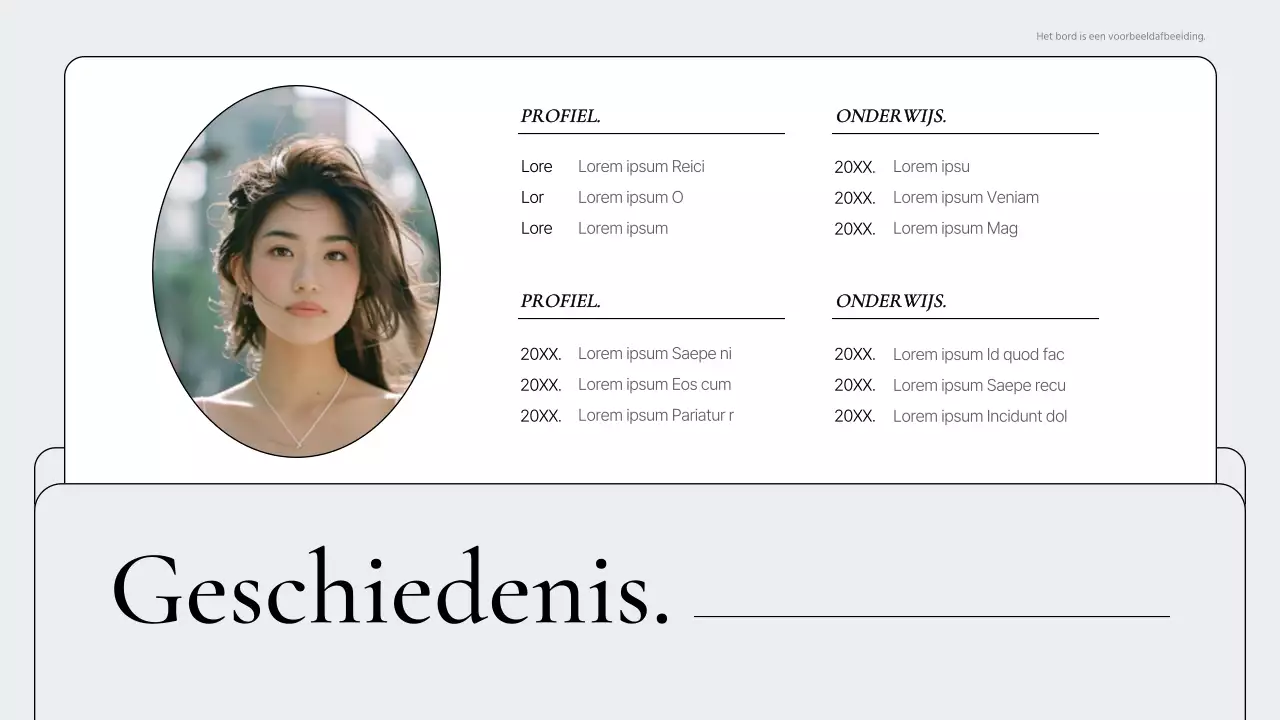 Portfolio met eenvoudig mappenframe in wit