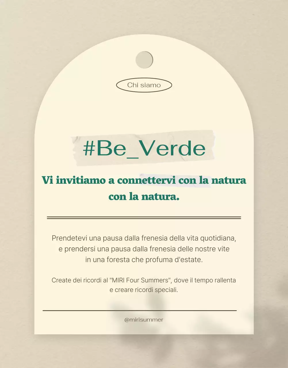 Verde e beige, un accogliente rifugio estivo per i sensi