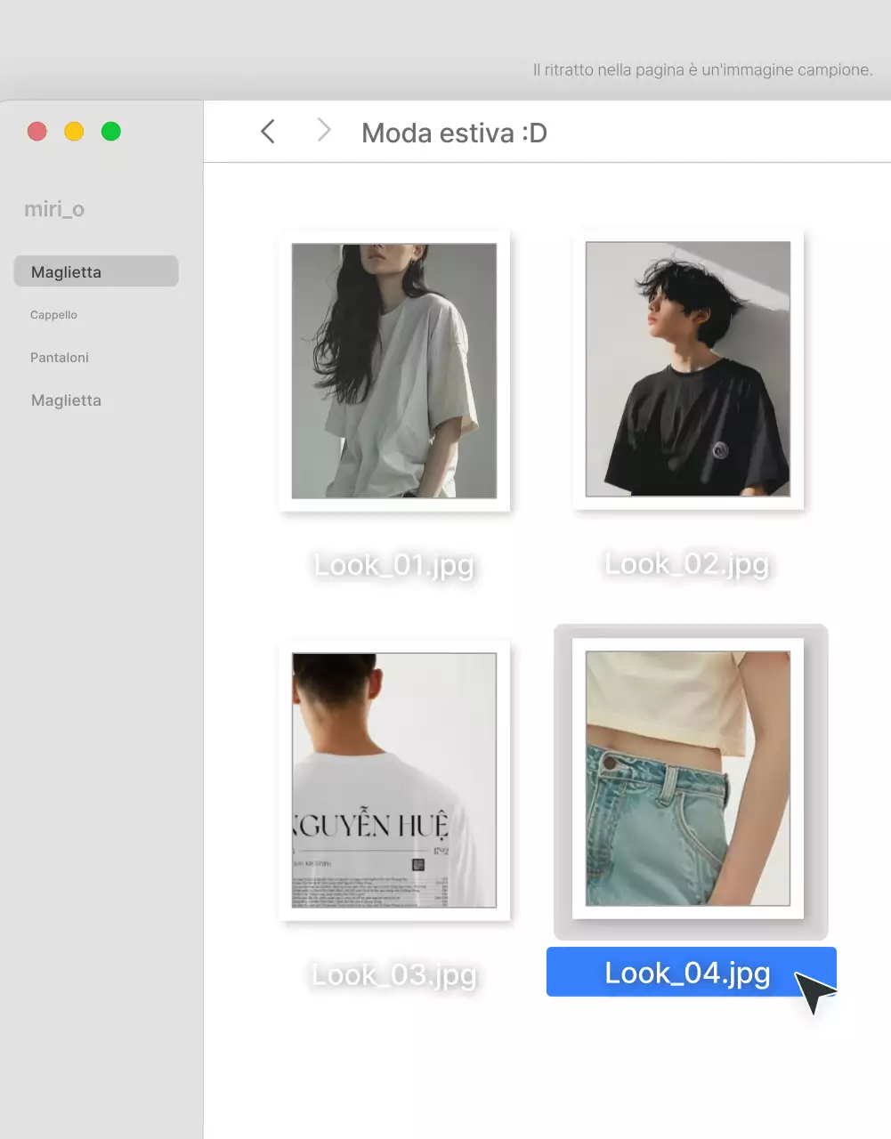 Promuovete le vostre esigenze di impaginazione fotografica in un centro commerciale alla moda nei colori grigio e blu chiaro.