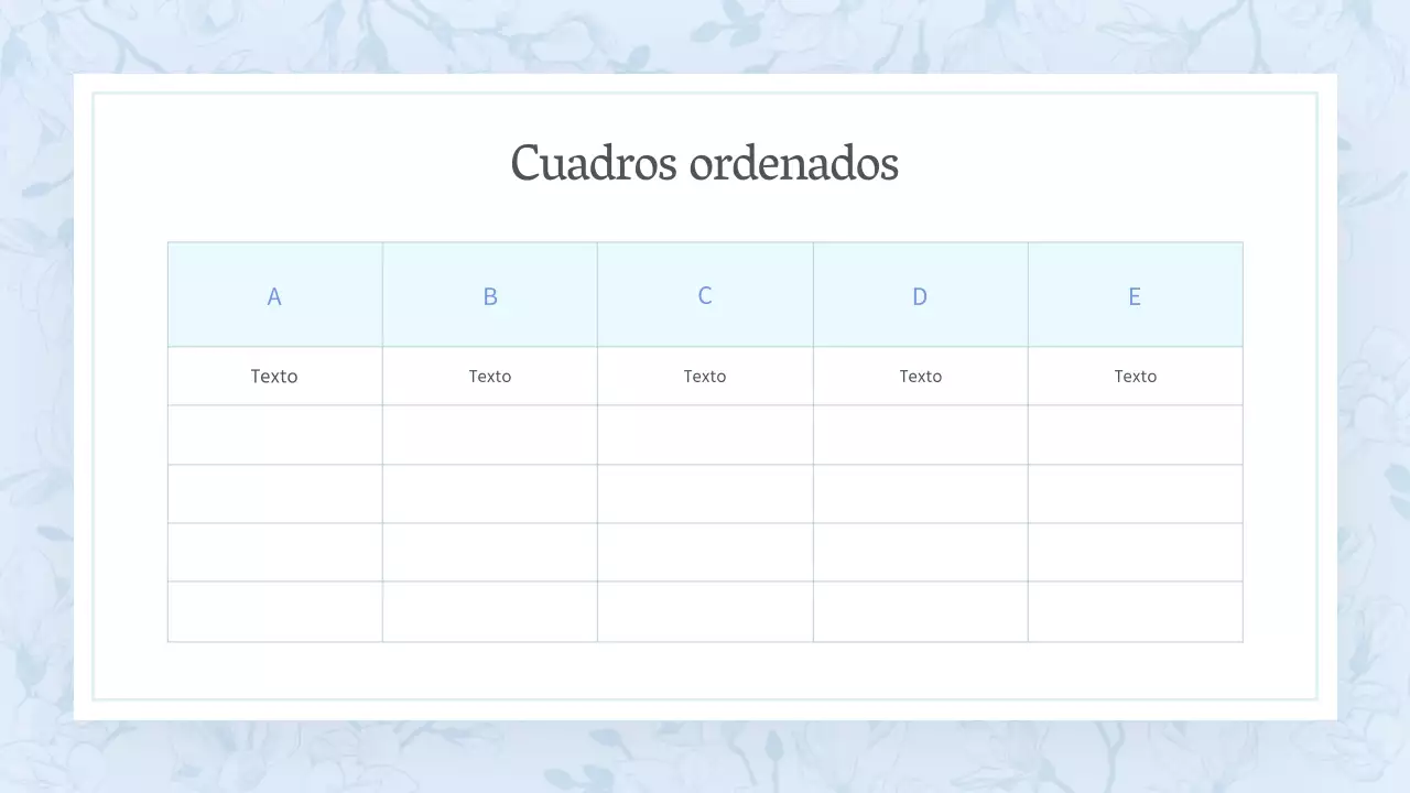 Una clásica propuesta floral veraniega en azul claro