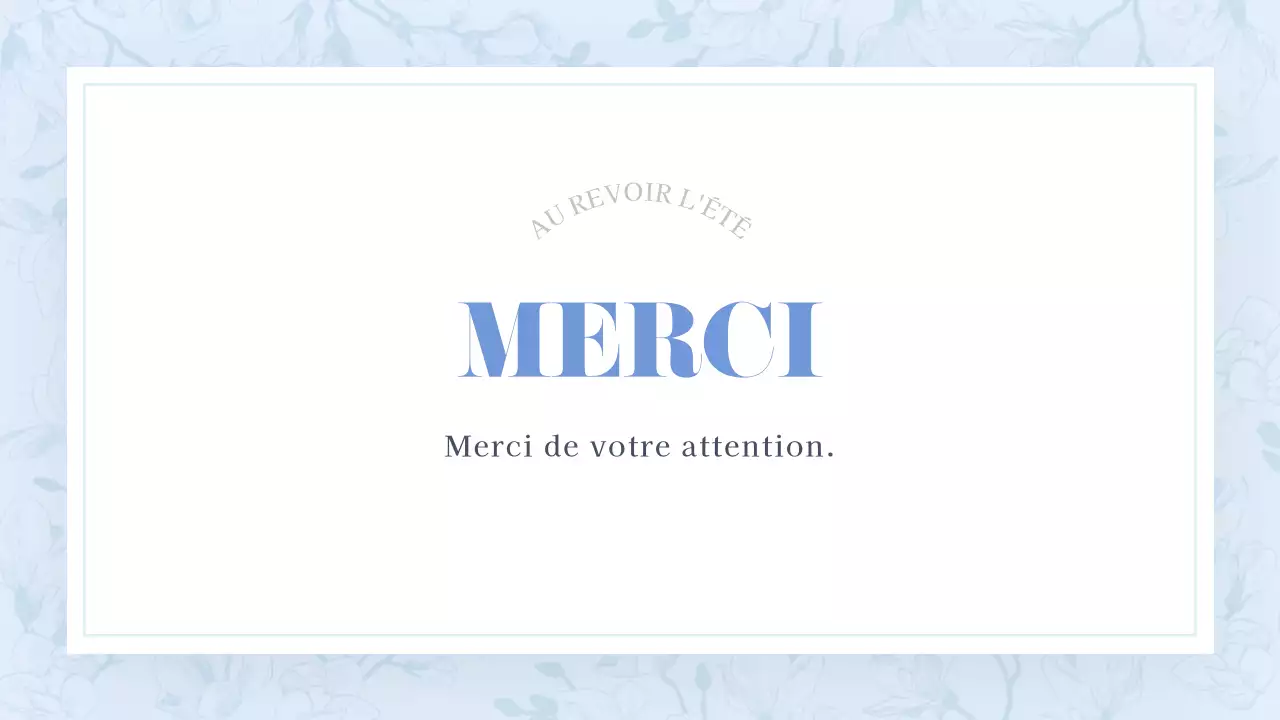 Une proposition florale estivale classique en bleu clair