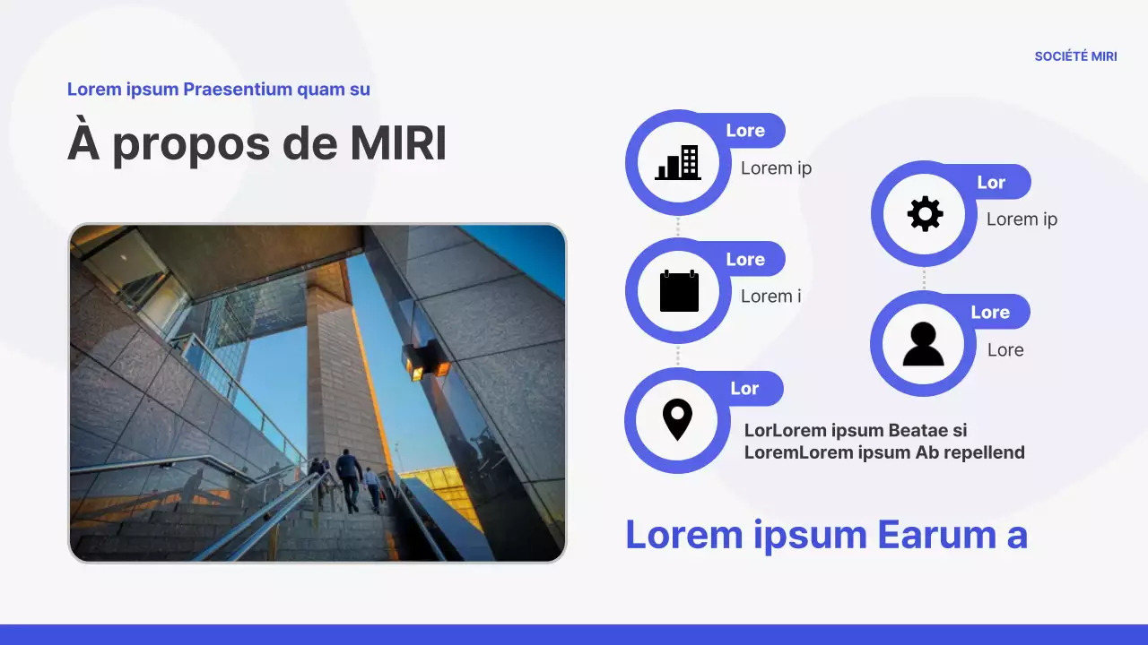 Formation d'accueil simple en bleu