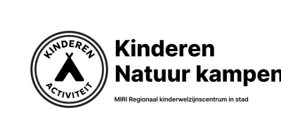 Minimalistisch natuurbelevingskamp logo