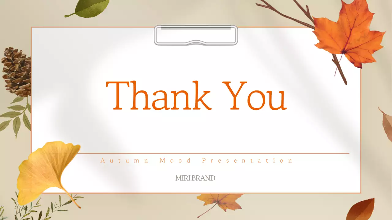 베이지색과 주황색의 심플한 가을 배경 프레젠테이션 게시글