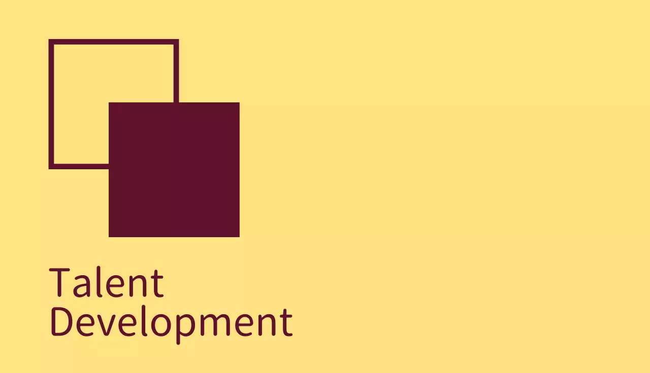 Maroon Minimal Business Card