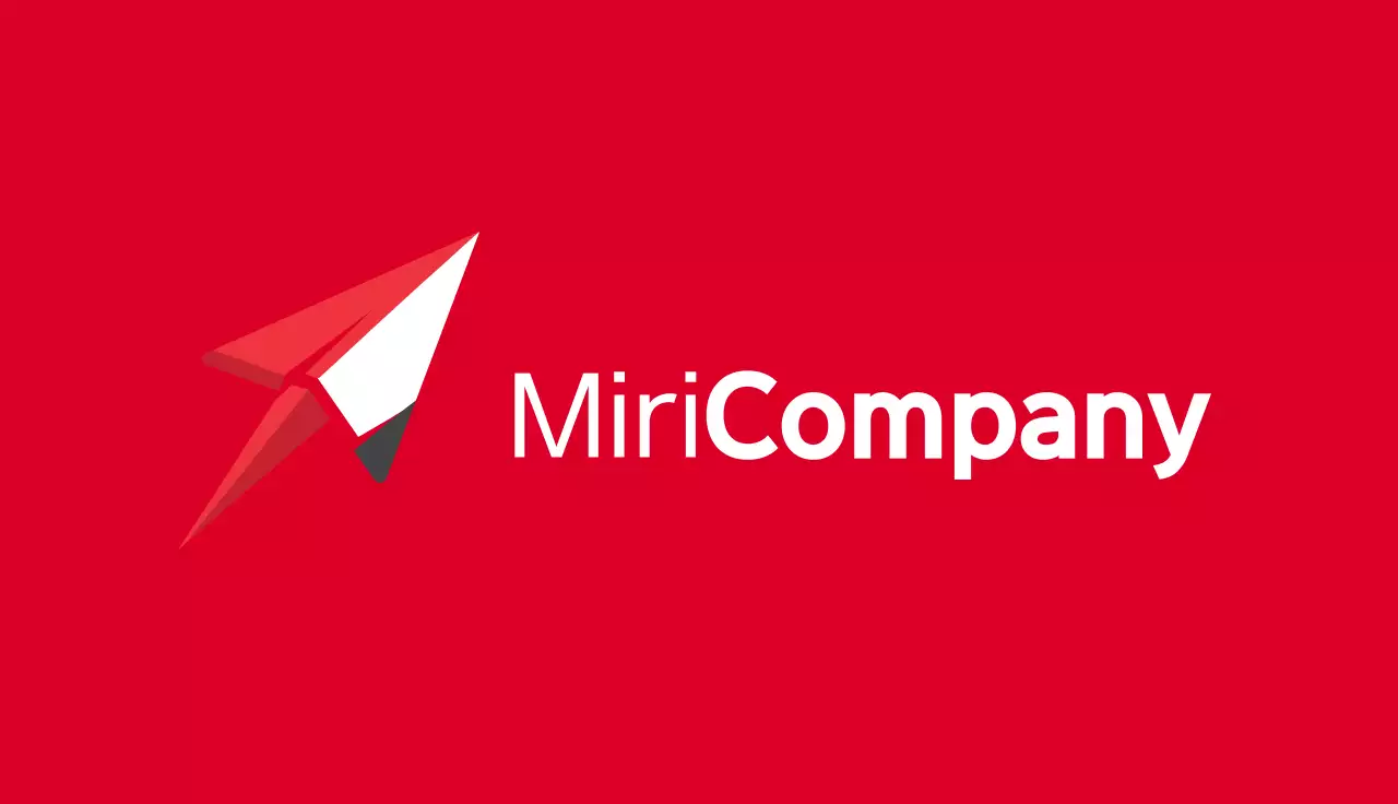 Black Modern Business Card