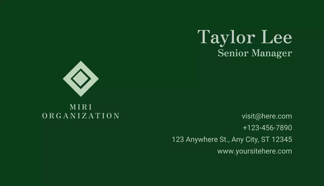 Green Minimal Business Card