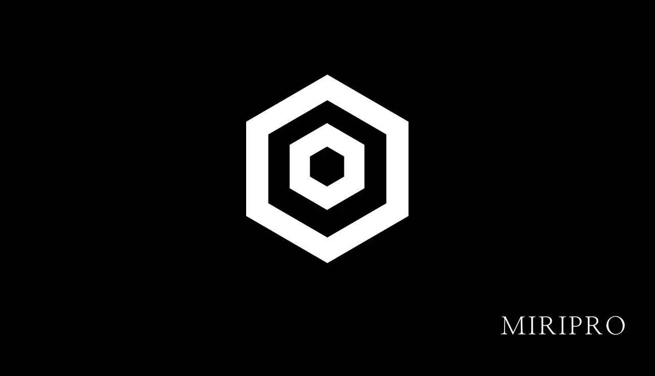 Black Minimal Business Card