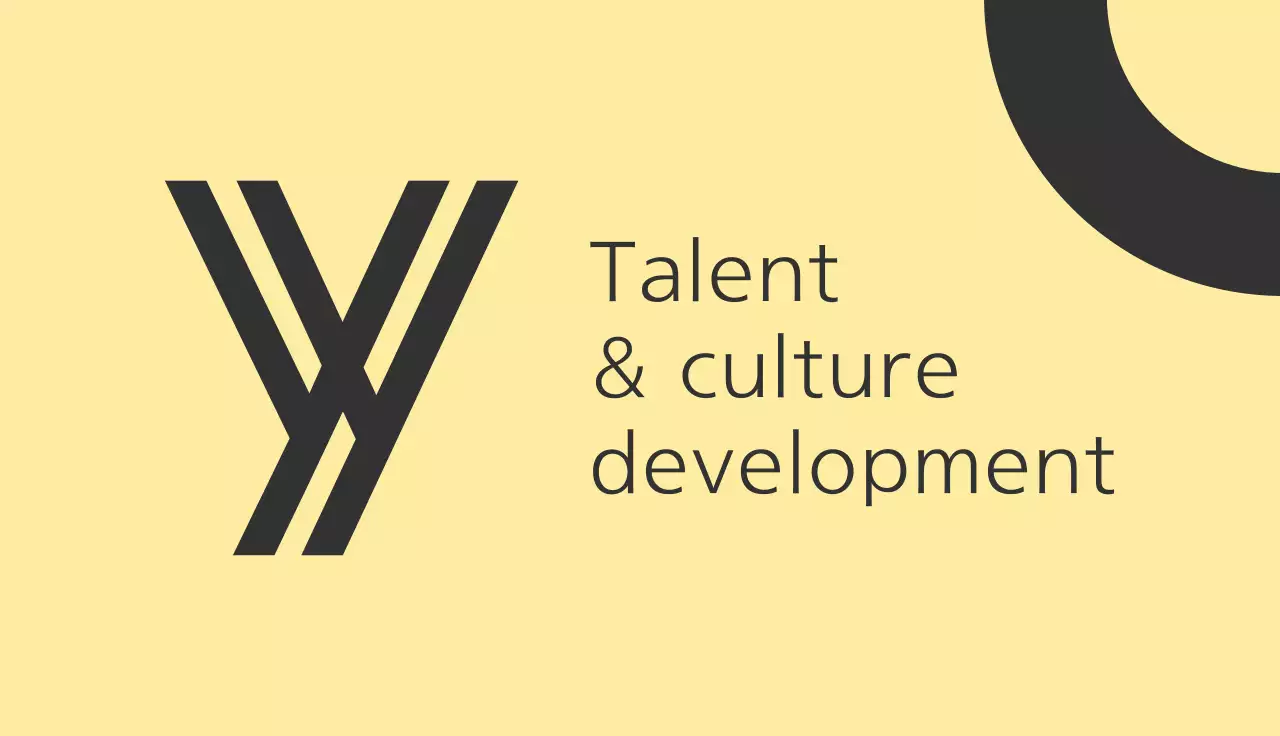 Black Minimal Business Card