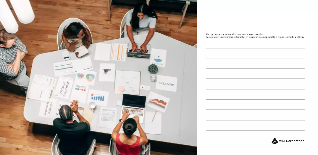 Un calendrier d'entreprise simple en gris