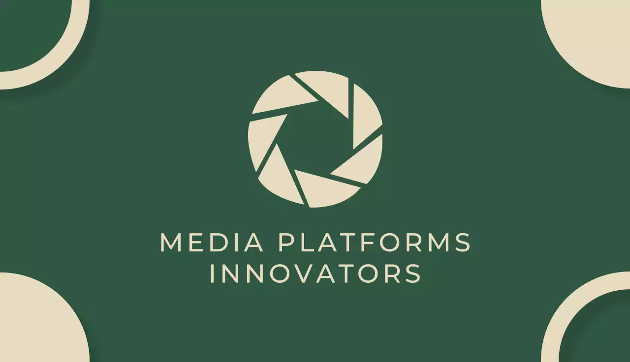 Green Modern Media Business Card