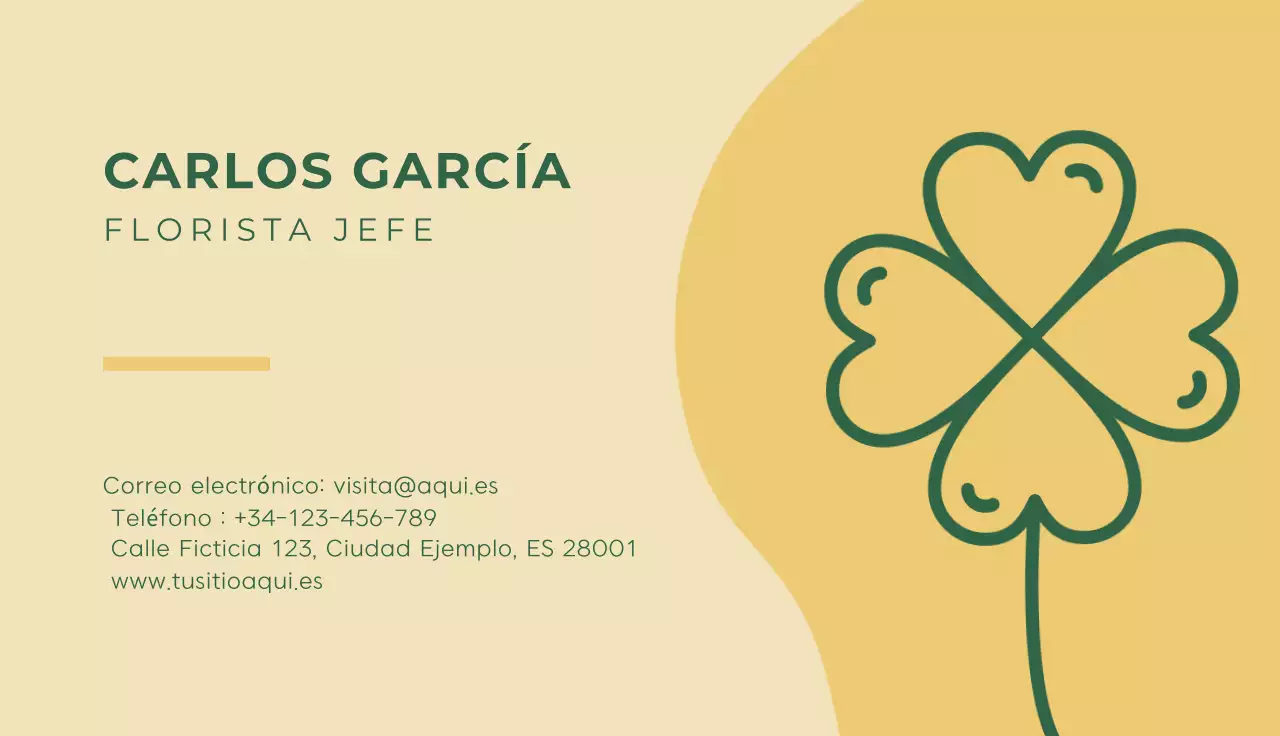 tarjeta de visita de floristería beige simple