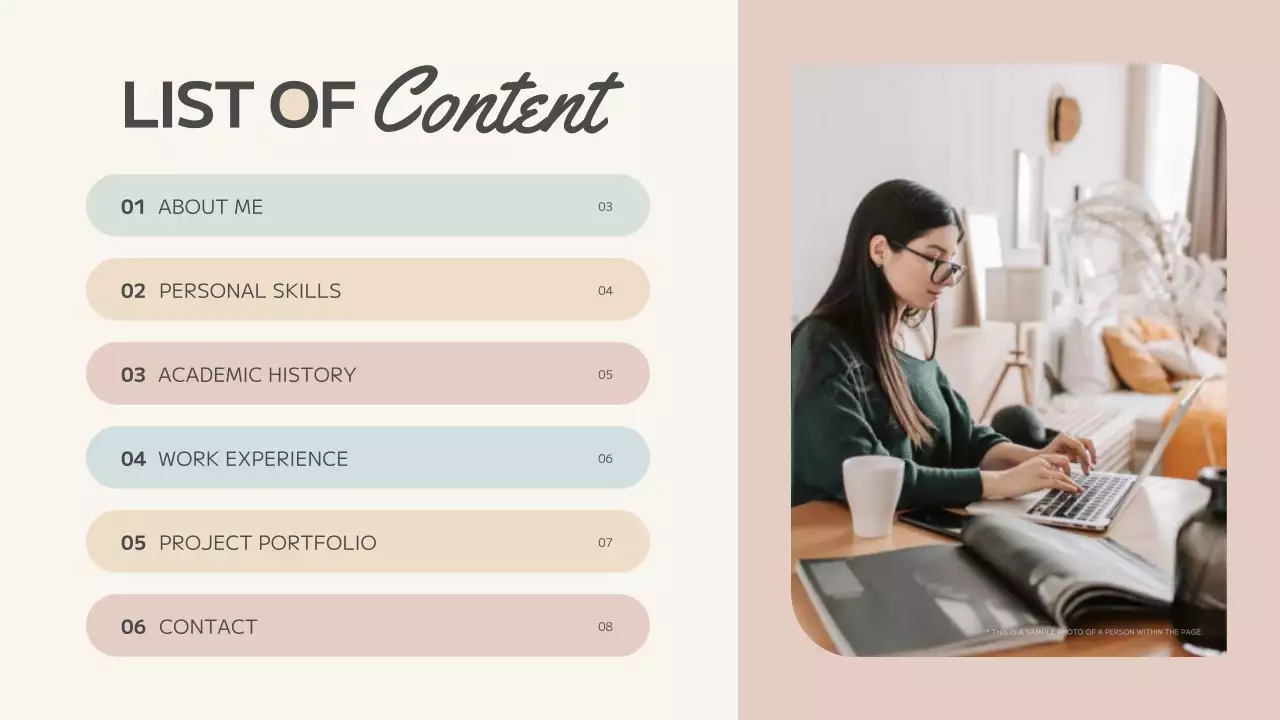 Apresentação de currículo de portfólio moderno bege