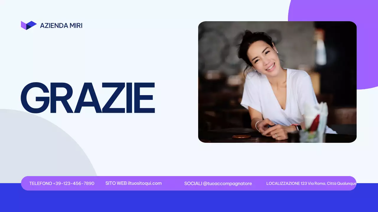 Presentazione del piano di marketing blu moderno