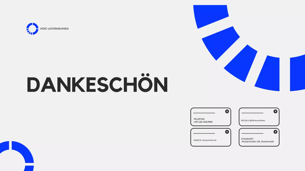 Blaugrauer moderner Marketingplan Präsentation