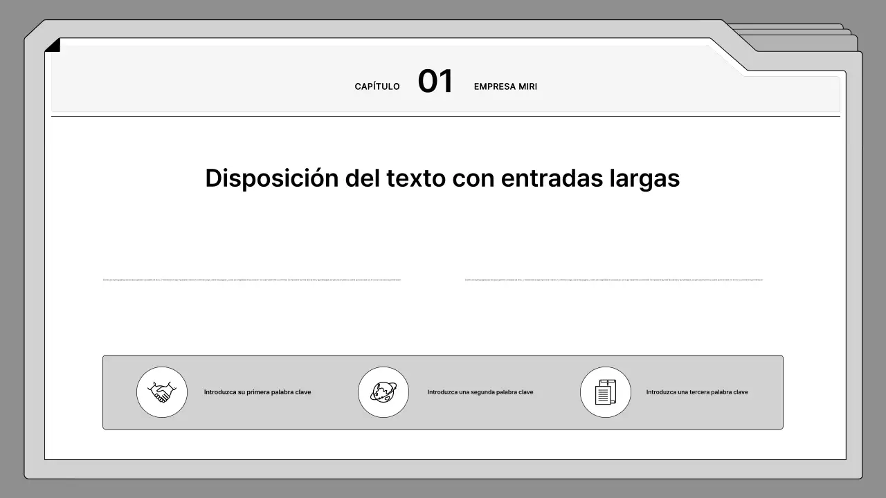 Propuesta en blanco y negro, cuidadosamente enmarcada en un archivador