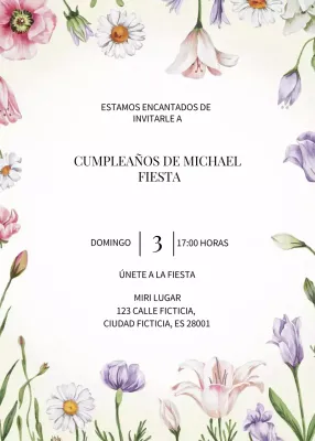 Invitación de cumpleaños floral blanca