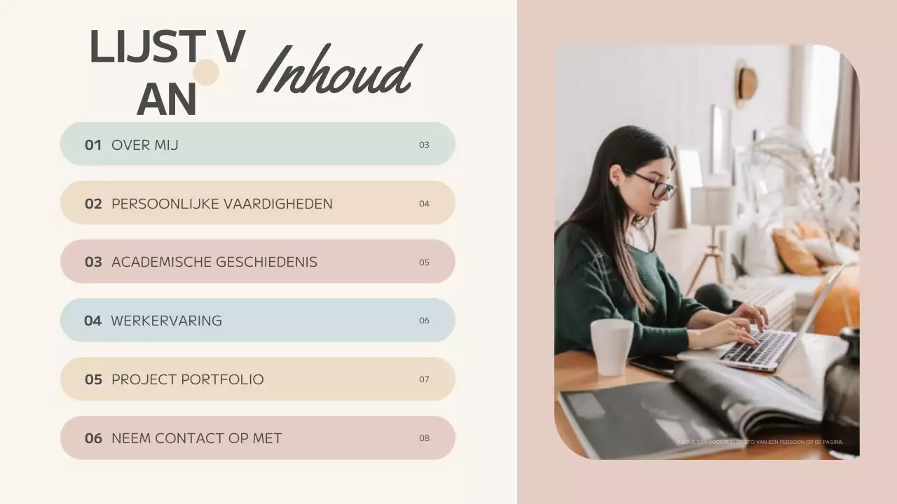 beige abstract creatief portfolio