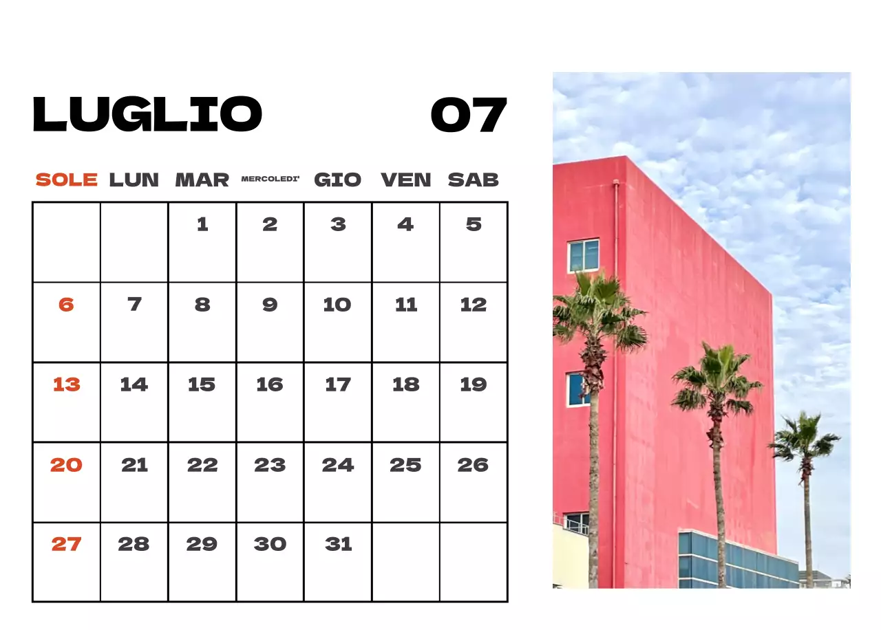 Calendario pulito con foto del cielo