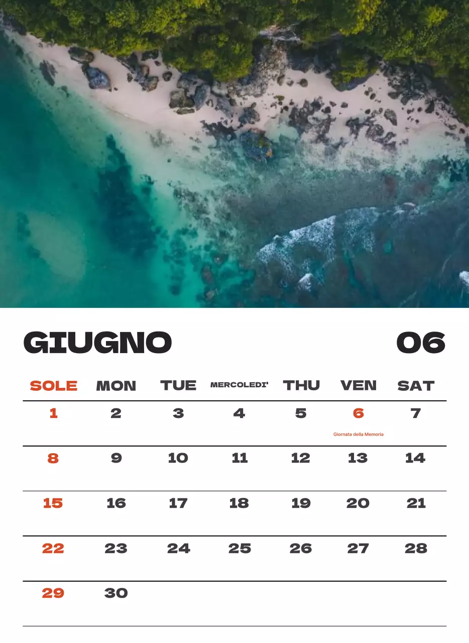 Calendario pulito con foto del cielo