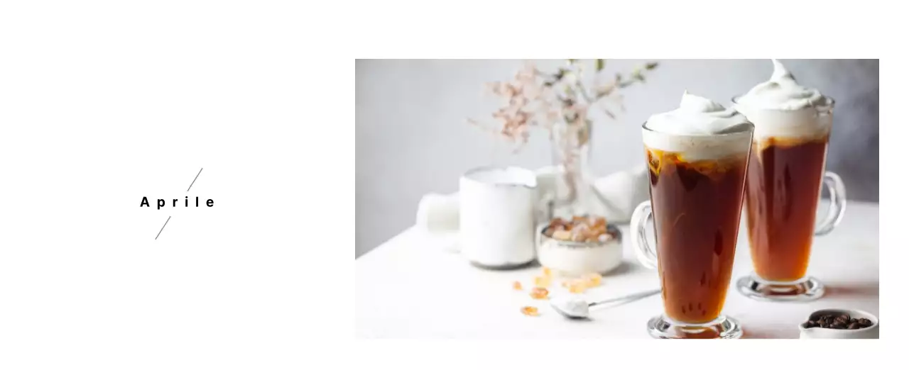 Un caffè sentimentale bianco e marrone